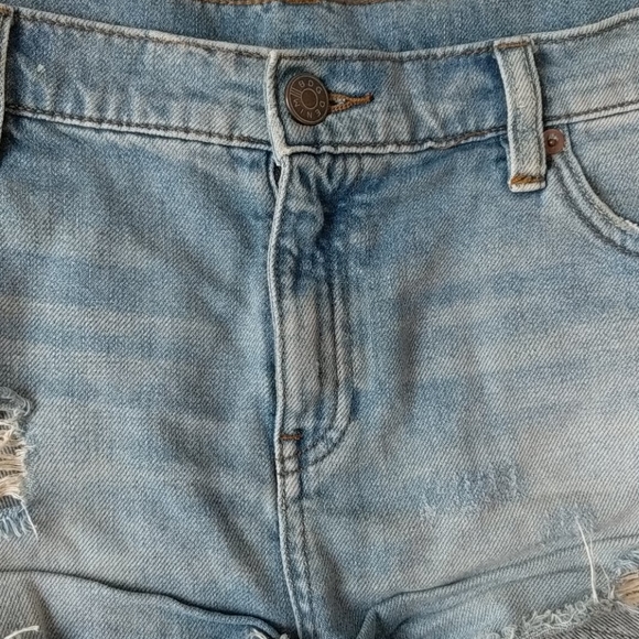 ❤️ BDG Urban outfitters shorts - Picture 2 of 5